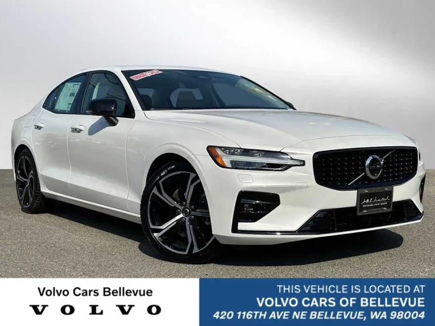 2024 Volvo S60 B5 Plus photo 1
