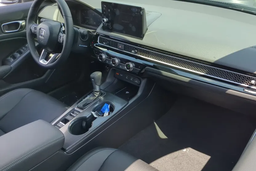 2026 Honda Civic Hybrid Sport Touring photo 1