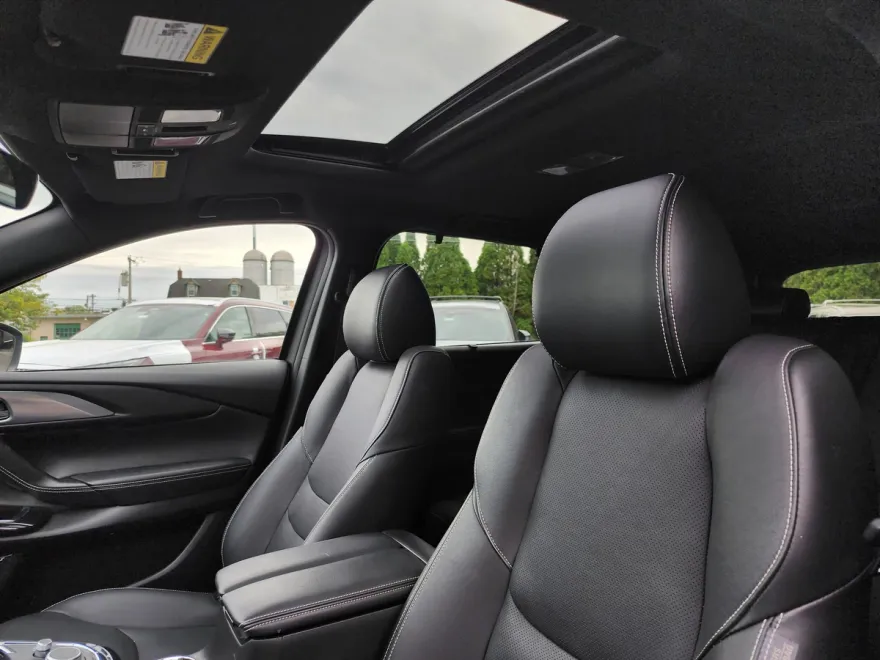 2022 Mazda CX-9 Grand Touring photo 1