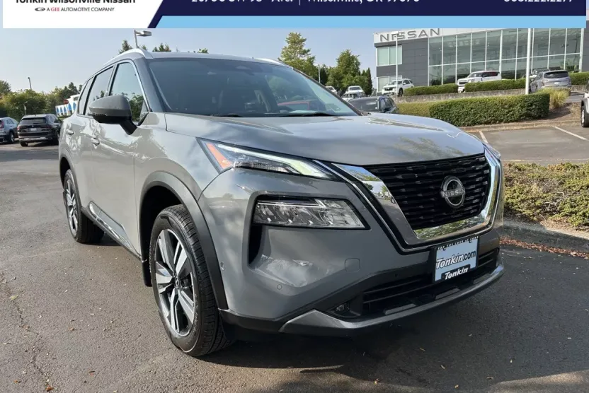 2022 Nissan Rogue SL photo 1