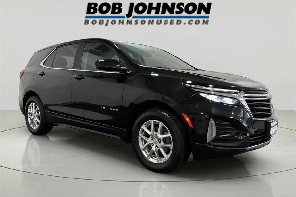 2023 Chevrolet Equinox LT photo 1