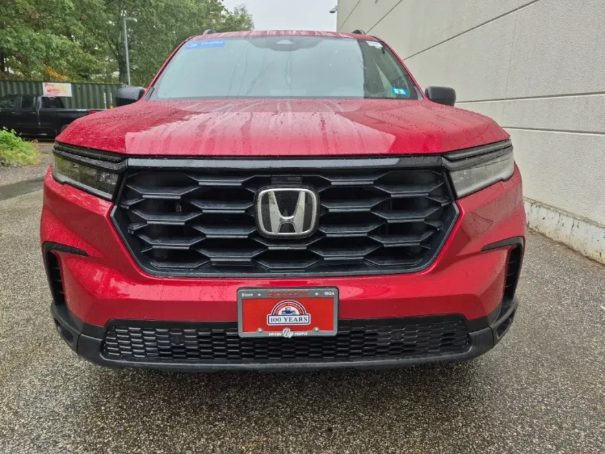 2025 Honda Pilot Sport photo 1