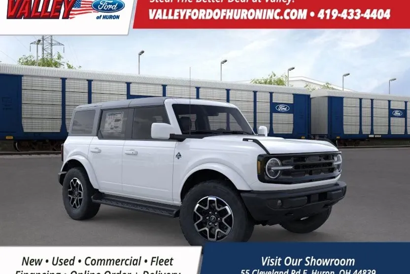 2025 Ford Bronco Outer Banks photo 1