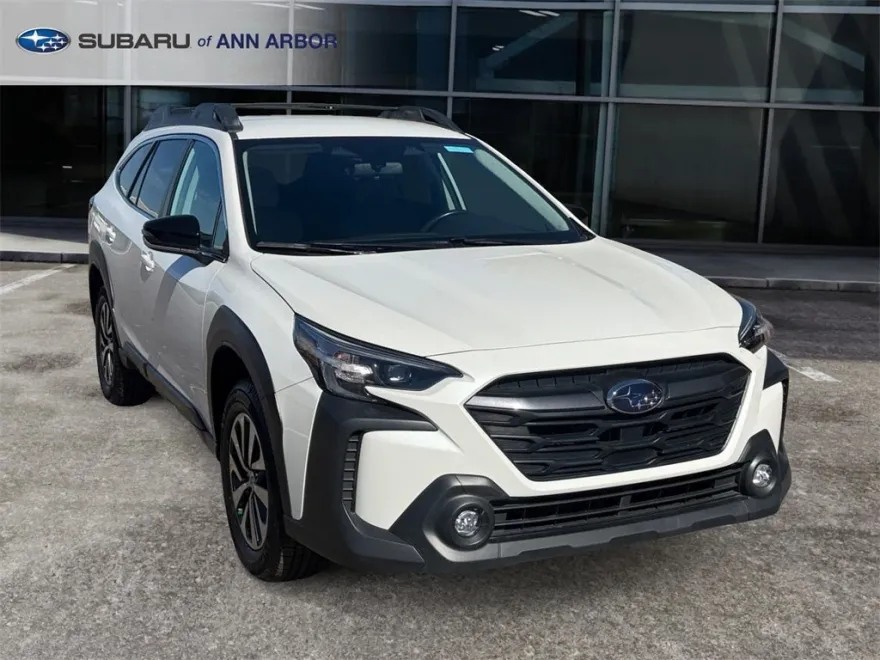2023 Subaru Outback Premium photo 1