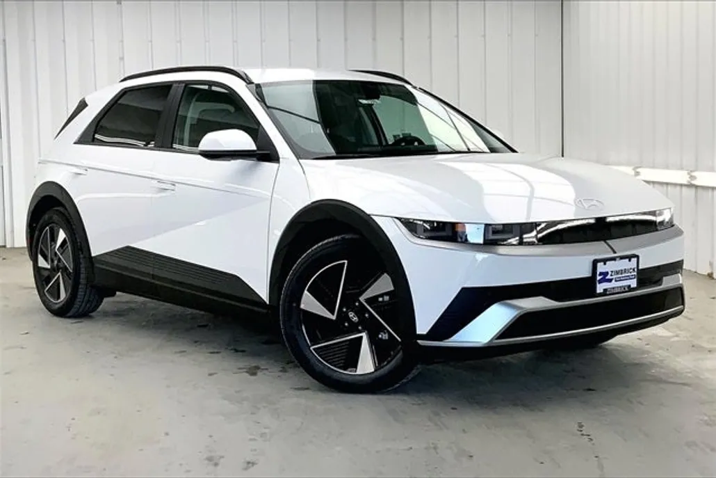 2025 Hyundai Ioniq 5 SEL photo 1