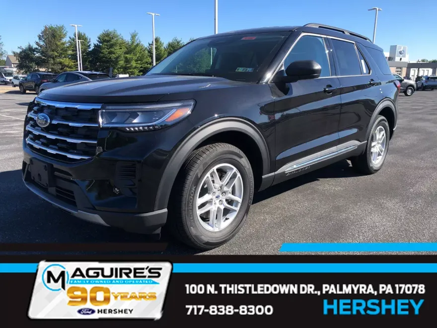 2025 Ford Explorer photo 1