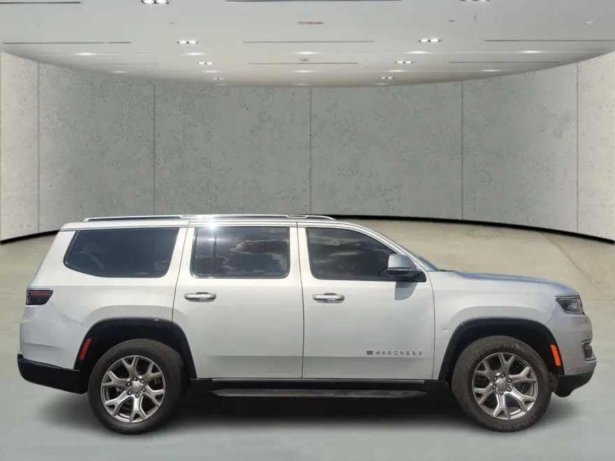 2022 Jeep Wagoneer Series II photo 1