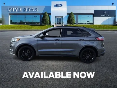 2022 Ford Edge ST photo 4