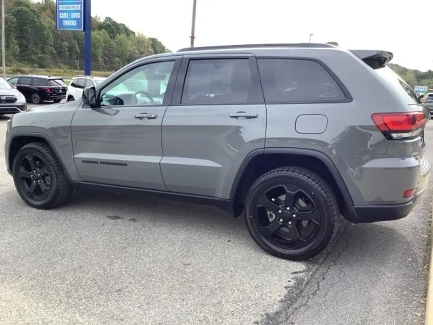 2021 Jeep Grand Cherokee Freedom photo 1