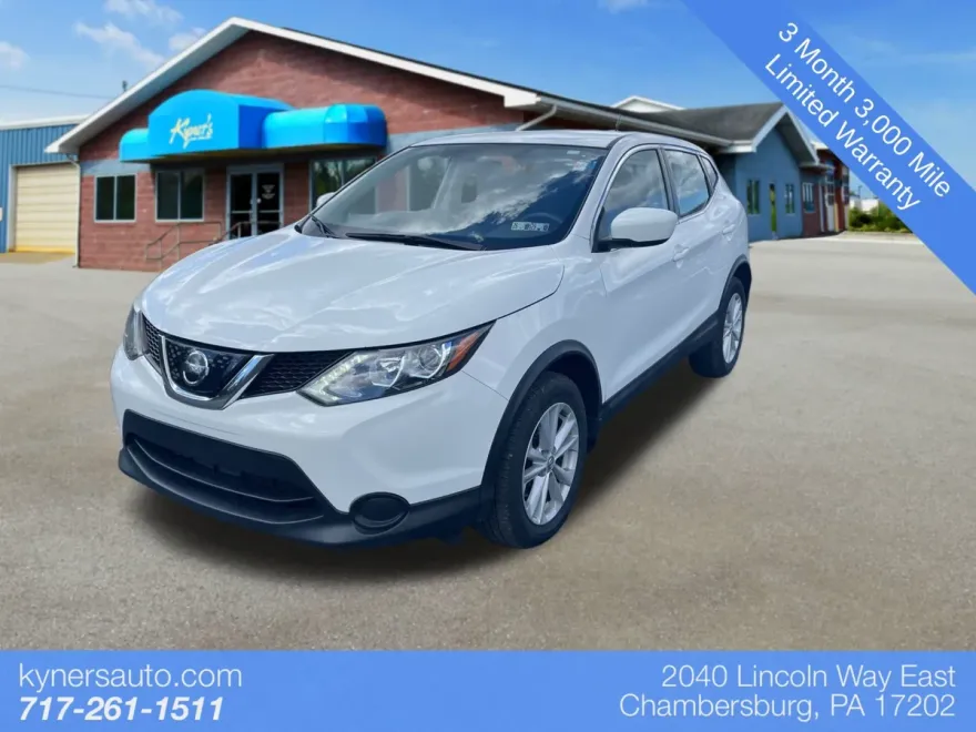 2018 Nissan Rogue Sport S photo 1