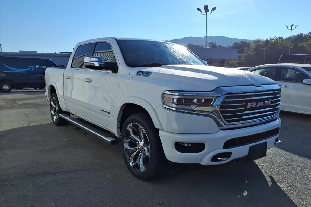 2023 Ram 1500 Longhorn photo 1
