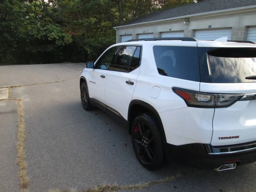 2019 Chevrolet Traverse Premier photo 1