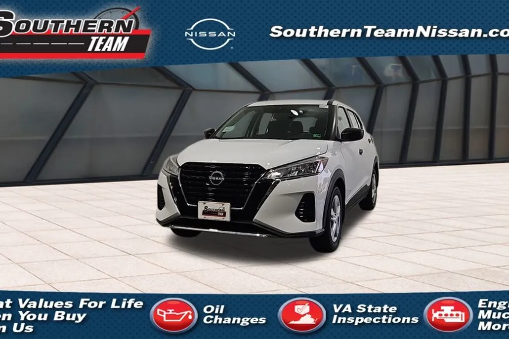 2025 Nissan Kicks Play S photo 1