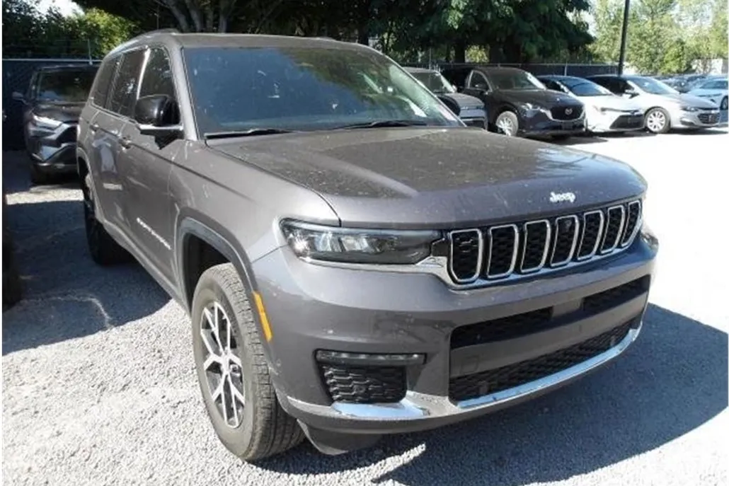 2024 Jeep Grand Cherokee Limited photo 1