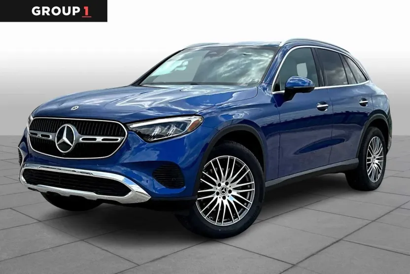 2026 Mercedes Benz GLC 300 photo 1