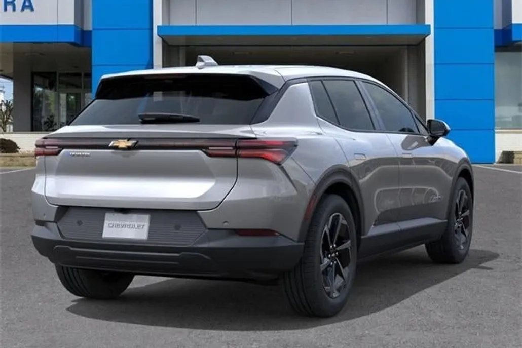 2026 Chevrolet Equinox EV 1LT photo 1