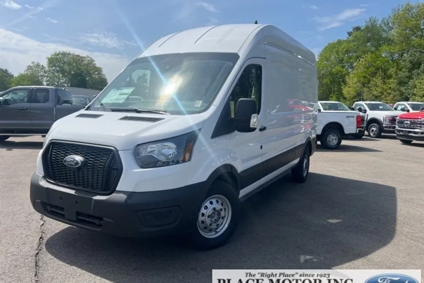 2025 Ford Transit photo 1