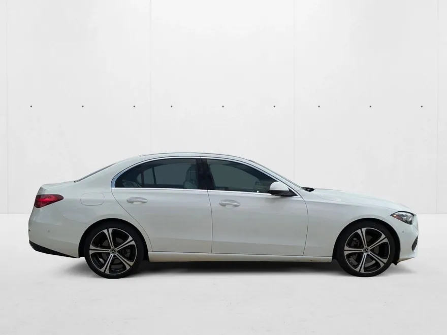 2024 Mercedes Benz C 300 photo 1