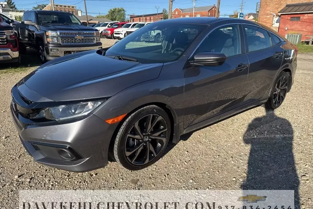 2020 Honda Civic Sport photo 1