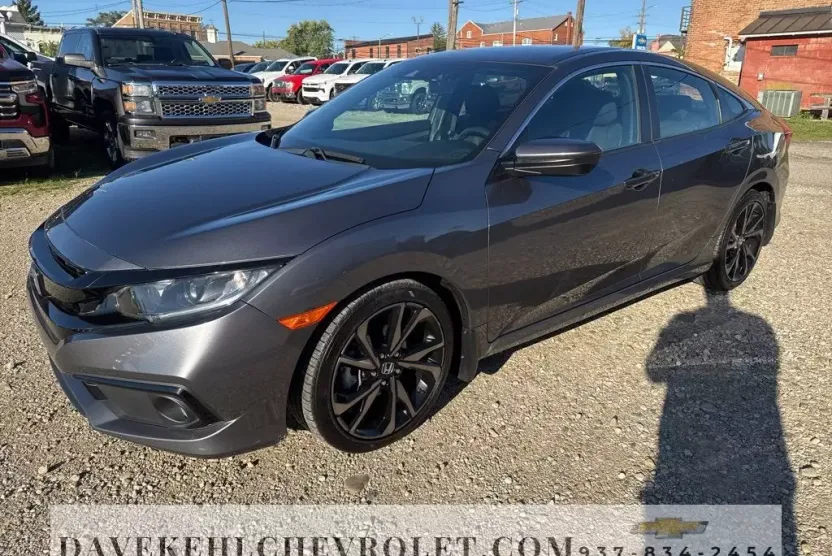 2020 Honda Civic Sport photo 1