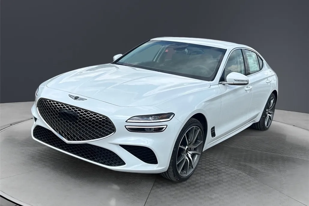 2025 Genesis G70 2.5T photo 1