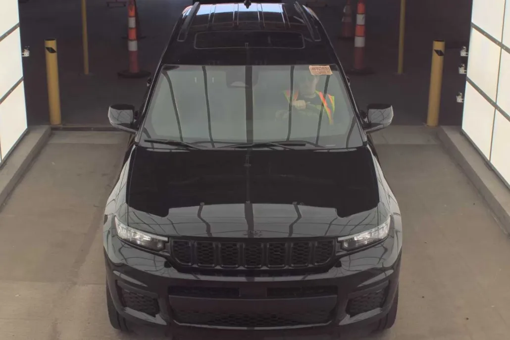 2024 Jeep Grand Cherokee Laredo photo 1
