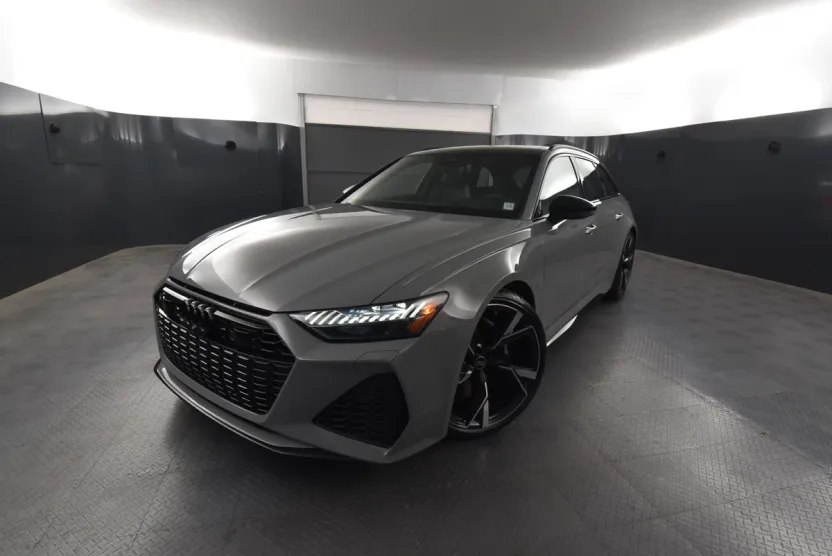 2022 Audi RS 6 Avant Base photo 1