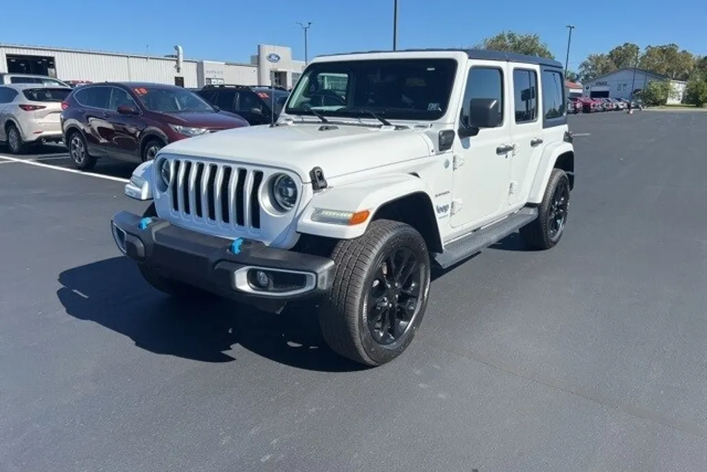2023 Jeep Wrangler 4xe Sahara photo 1