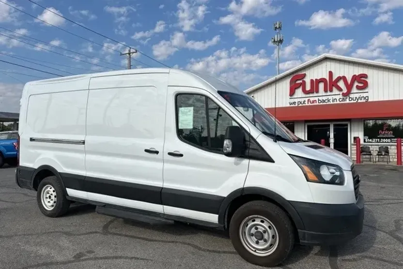 2019 Ford Transit photo 1