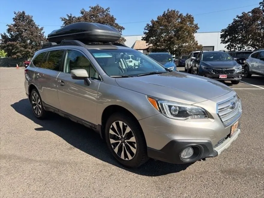 2016 Subaru Outback 2.5i photo 1