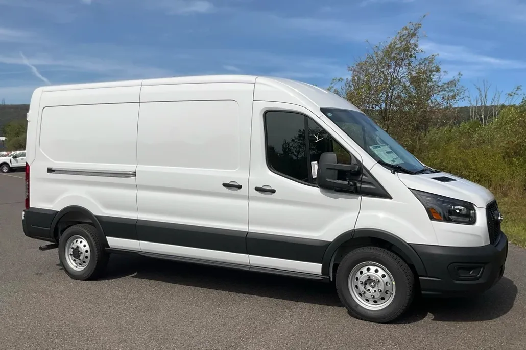 2025 Ford Transit Cargo Van photo 1