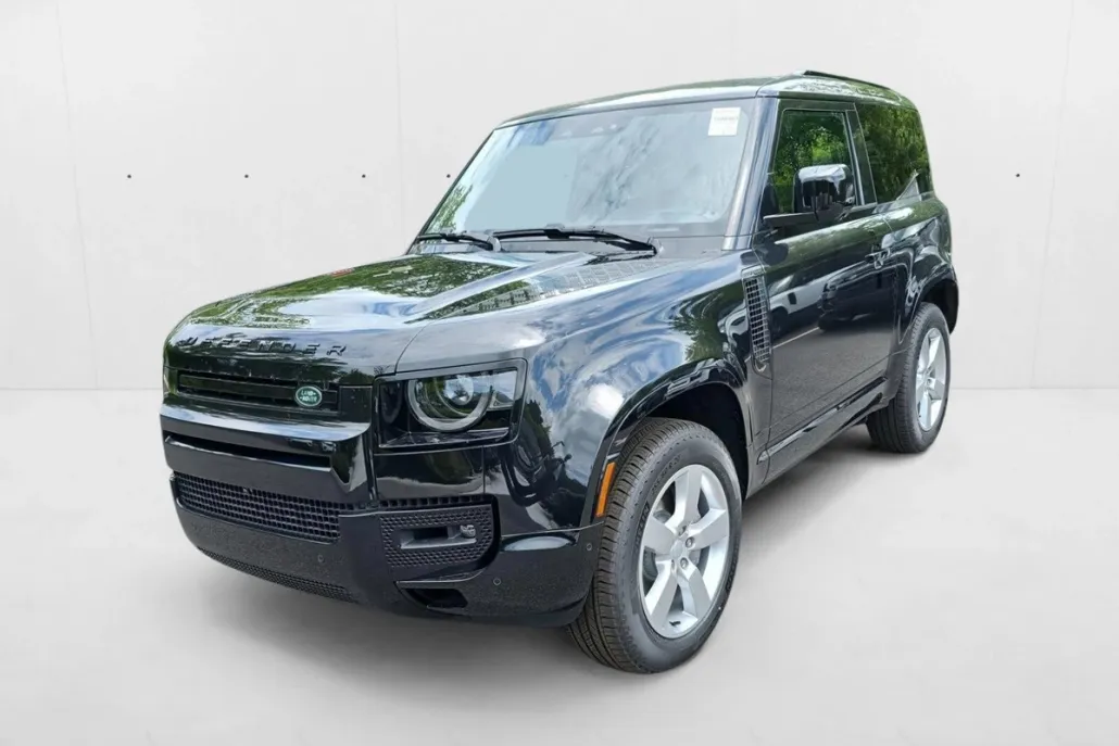 2025 Land Rover Defender X-Dynamic SE photo 1