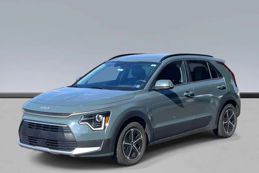 2023 Kia Niro EX photo 1