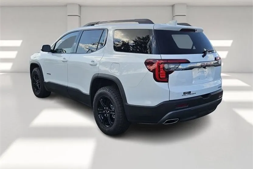 2023 Gmc Acadia AT4 photo 1