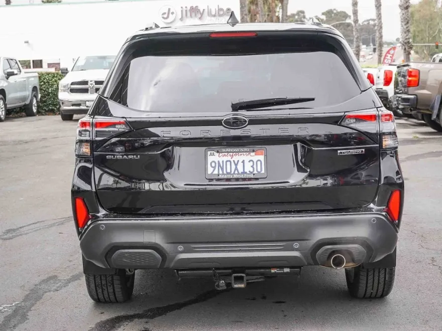 2025 Subaru Forester Touring photo 1
