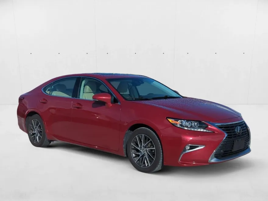 2016 Lexus ES 350 photo 1