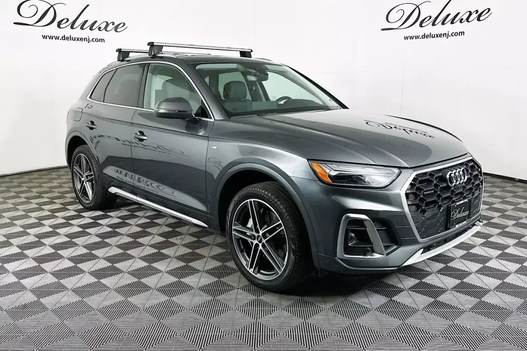 2021 Audi Q5 55 TFSI Premium Plus photo 1