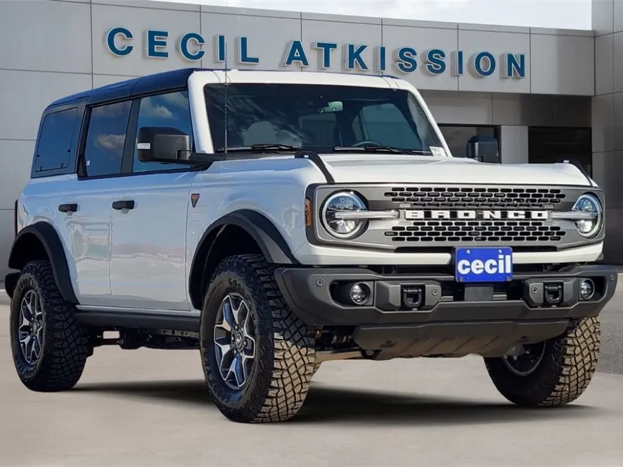 2025 Ford Bronco Badlands photo 1