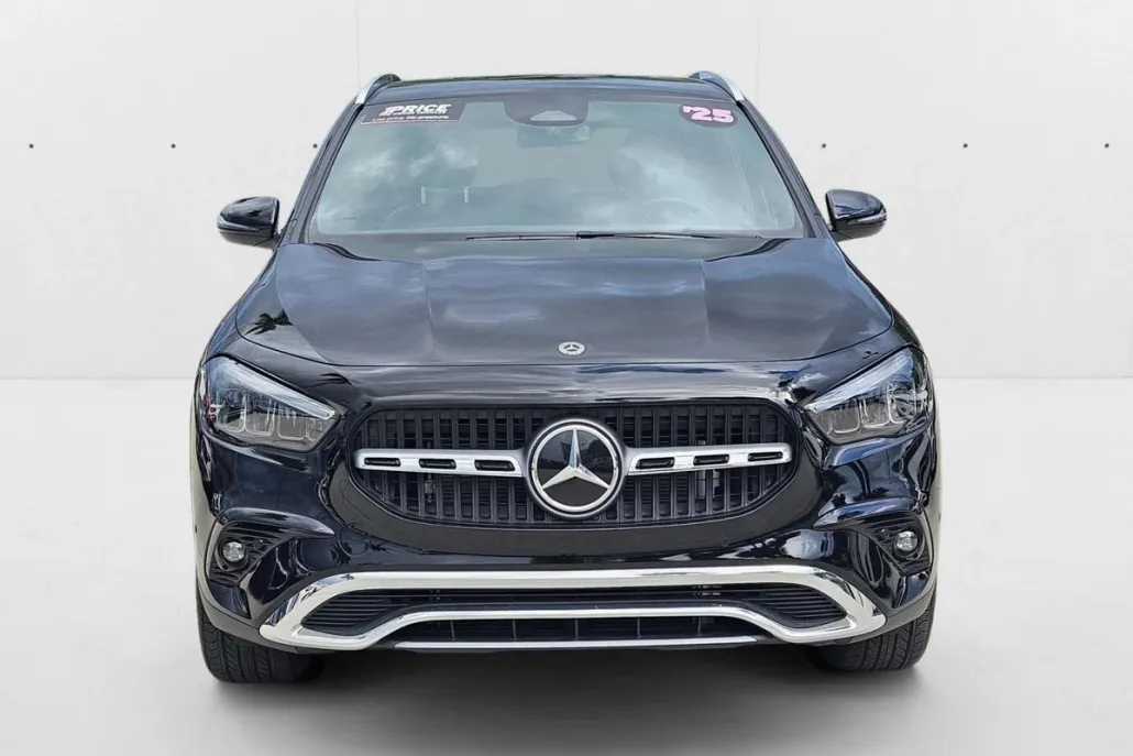 2025 Mercedes Benz GLA 250 photo 1