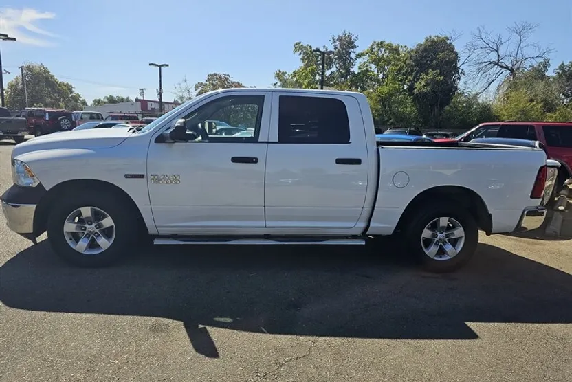 2018 Ram 1500 Tradesman photo 1