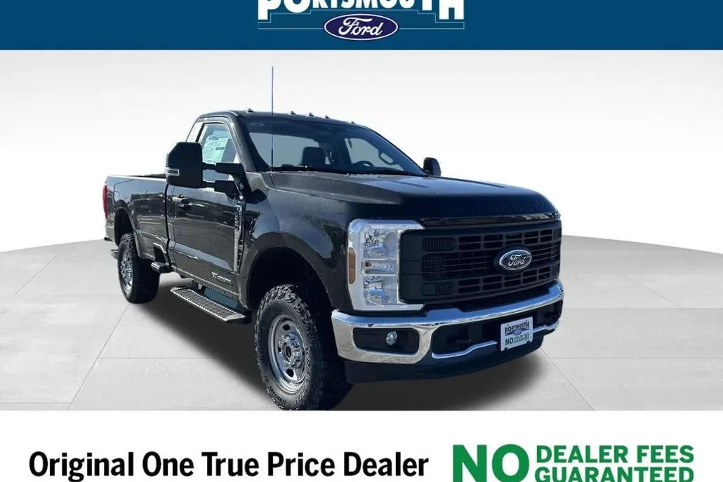 2025 Ford F-350 photo 1