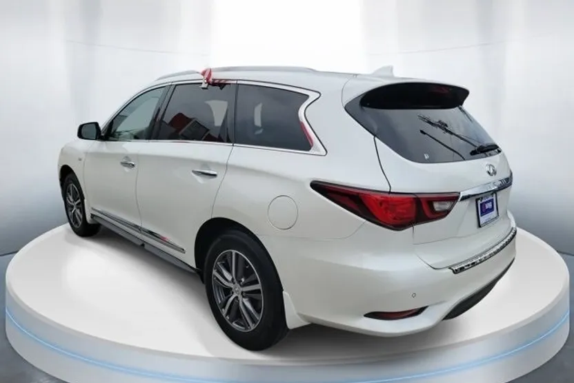 2020 Infiniti QX60 Luxe photo 1