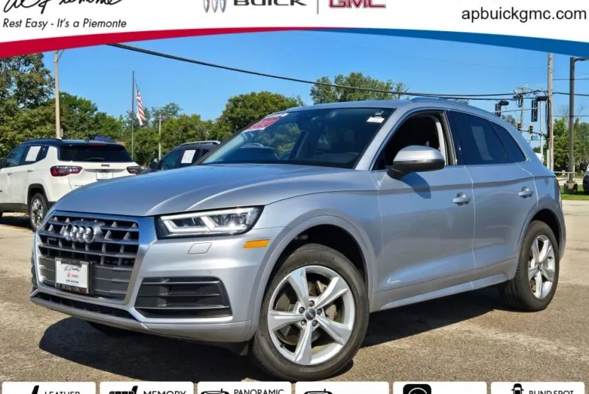 2020 Audi Q5 45 Premium Plus photo 1