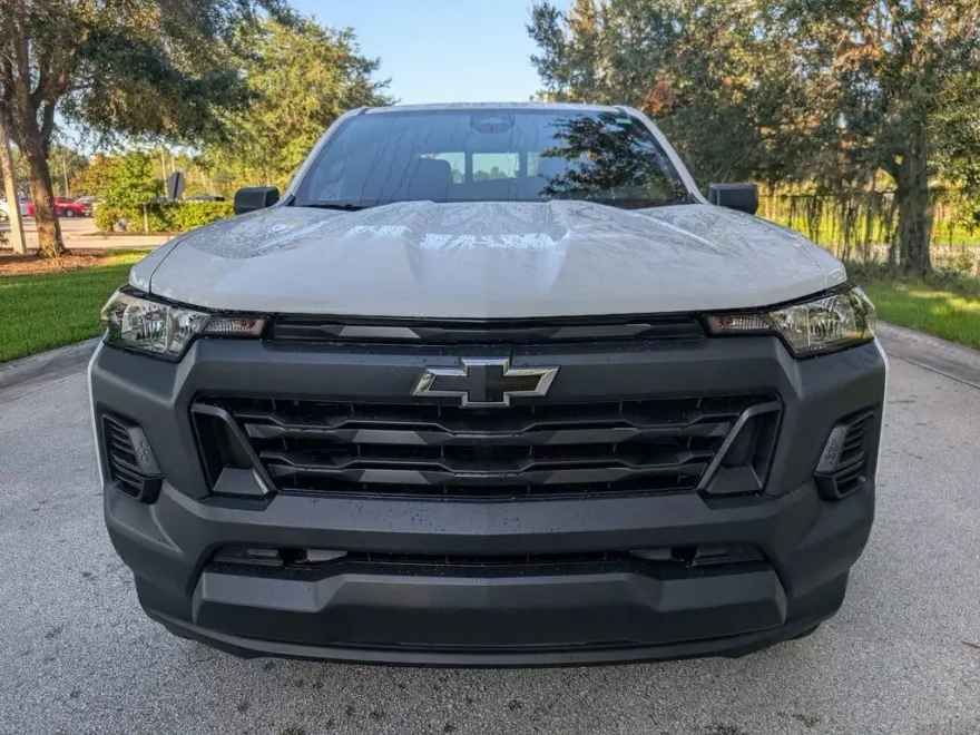 2026 Chevrolet Colorado Work Truck photo 1