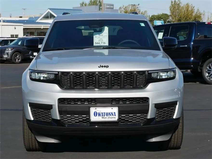 2025 Jeep Grand Cherokee Altitude X photo 1
