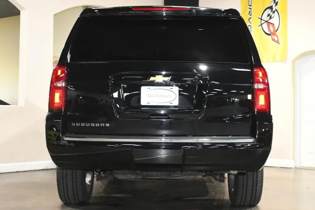 2015 Chevrolet Suburban LTZ photo 1