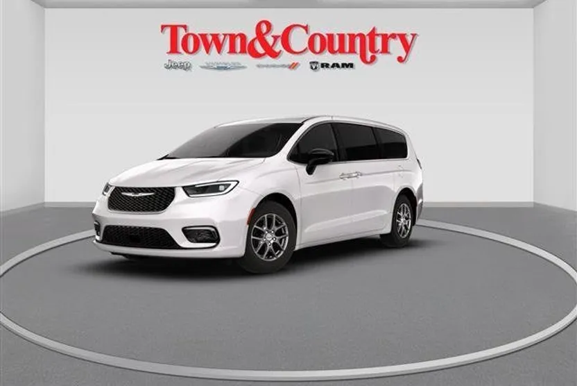 2026 Chrysler Pacifica photo 1