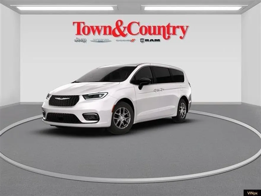 2026 Chrysler Pacifica photo 1