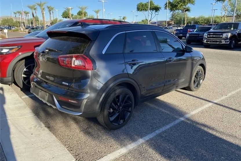 2018 Kia Niro EX Premium Plug-In Hybrid Graphite Edition photo 1