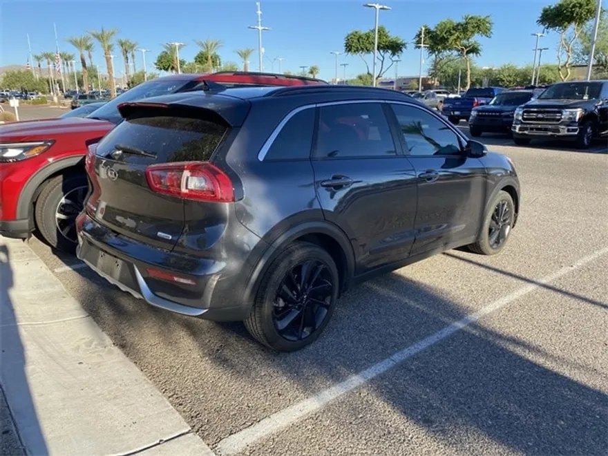 2018 Kia Niro EX Premium Plug-In Hybrid Graphite Edition photo 1
